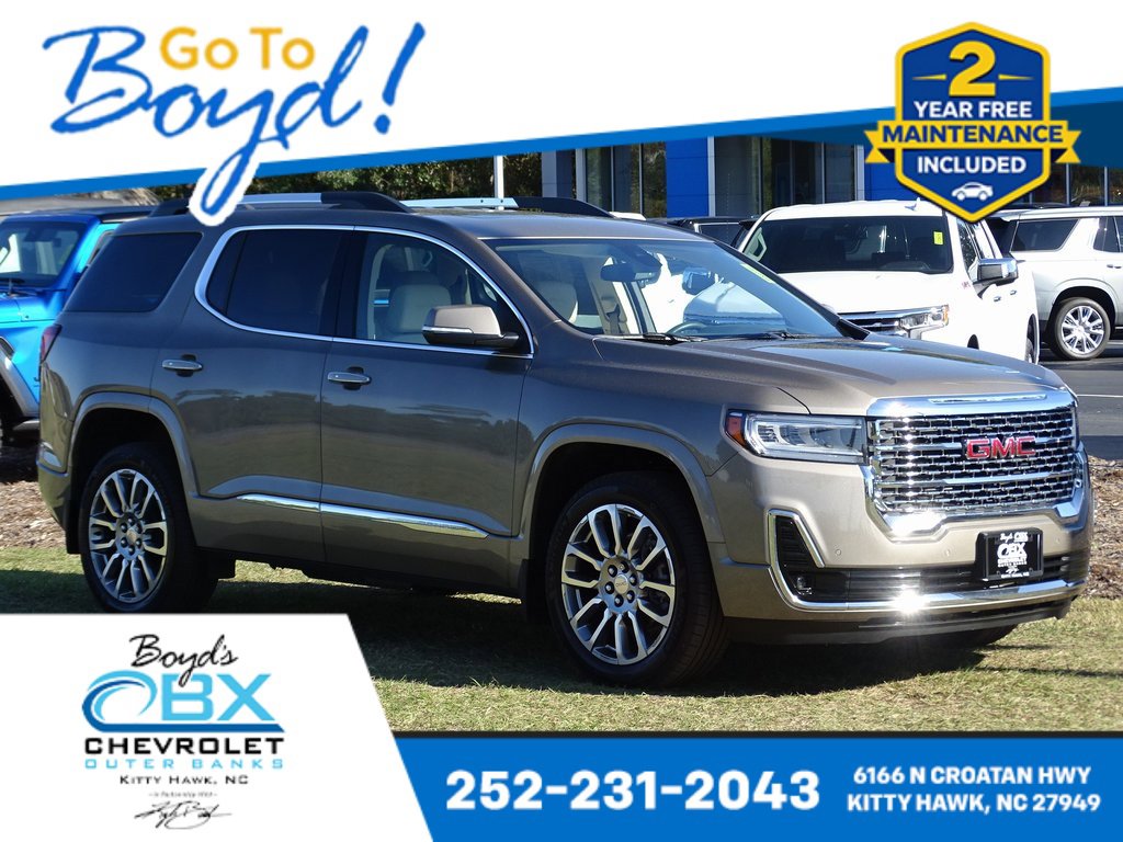 2023 GMC Acadia Denali's photo