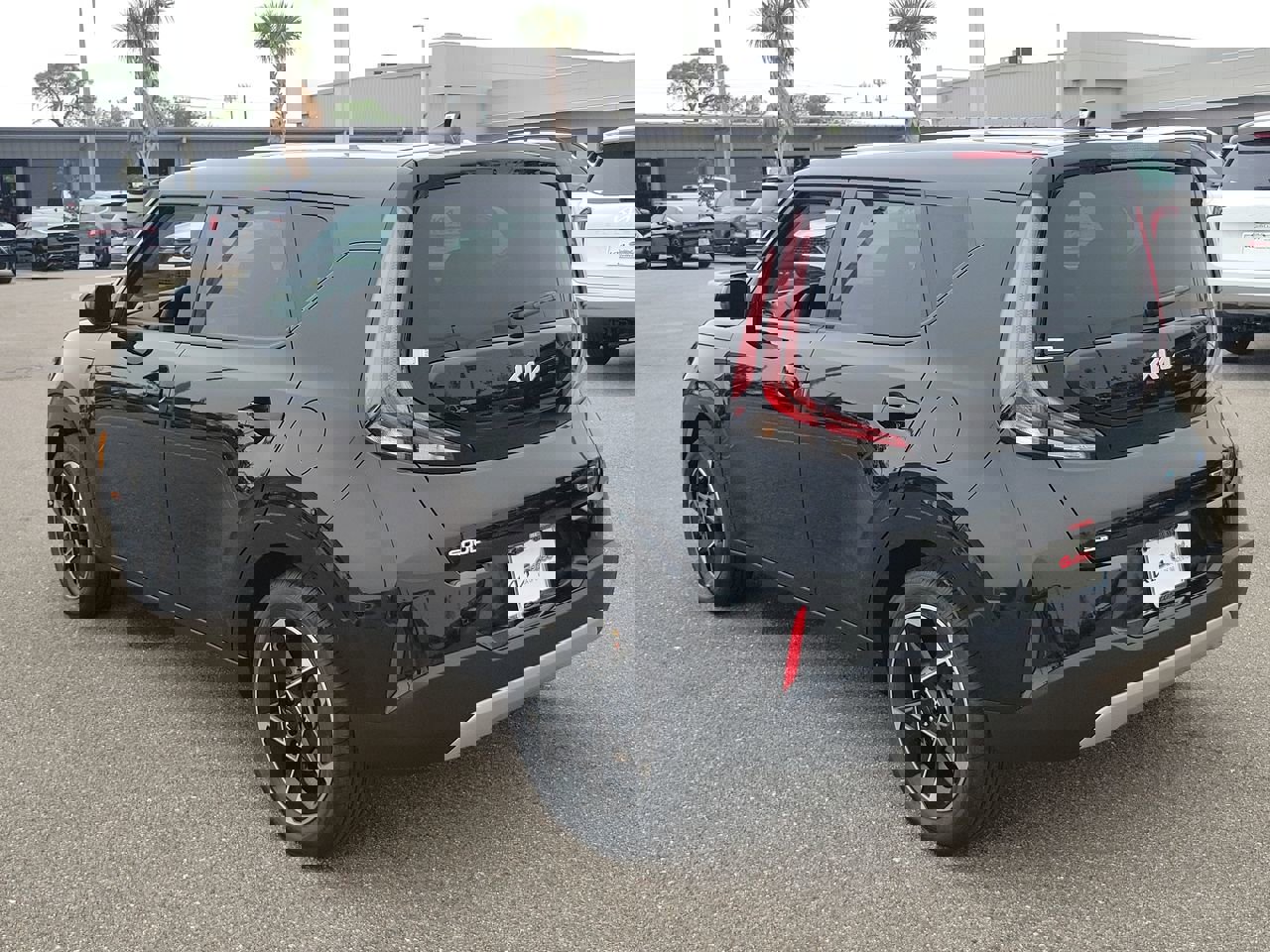 2025 Kia Soul EX photo 3
