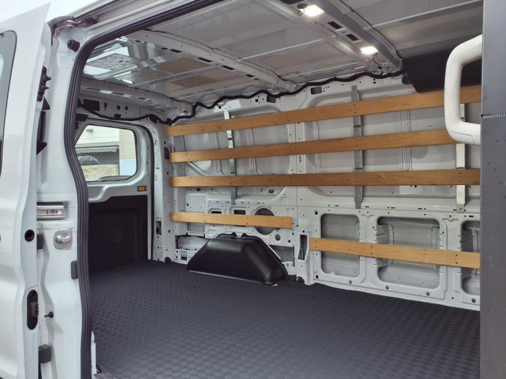 2023 Ford Transit Cargo Van photo 19
