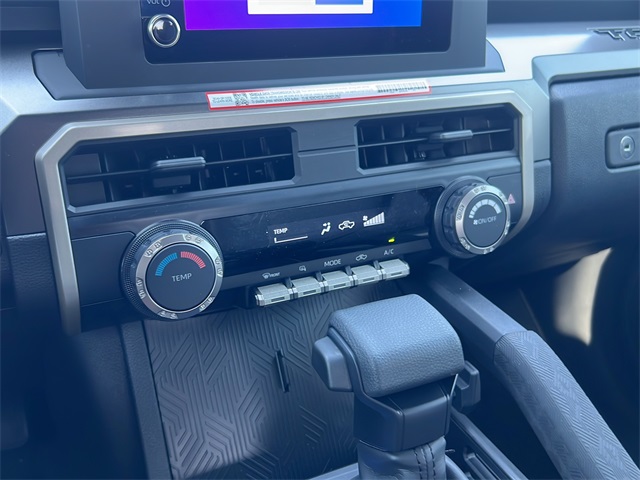 2025 Toyota Tacoma SR5 4x4 Double Cab photo 24