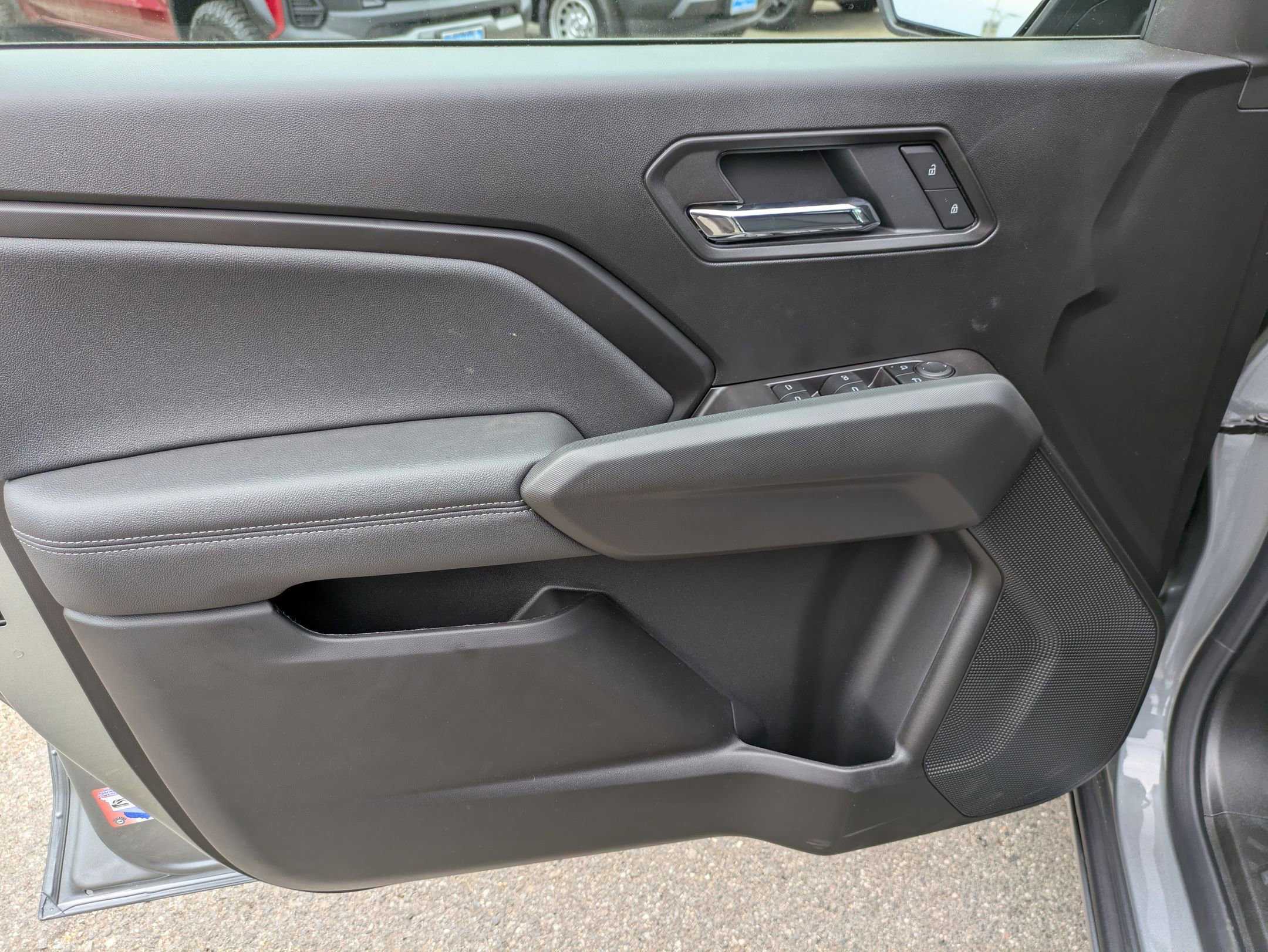 2025 Chevrolet Colorado Work Truck LT photo 25