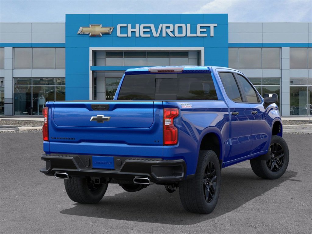 2026 Chevrolet Silverado Trail Boss LT photo 3