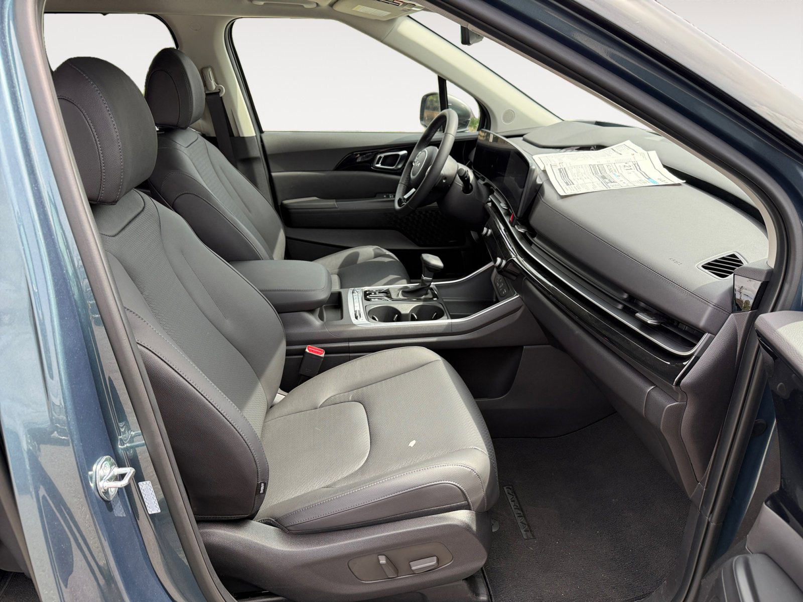 2025 Kia Carnival SX Prestige photo 18