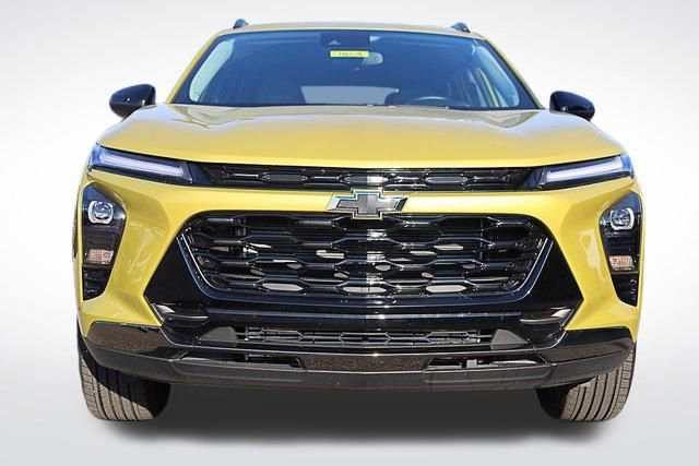 2025 Chevrolet Trax ACTIV photo 2