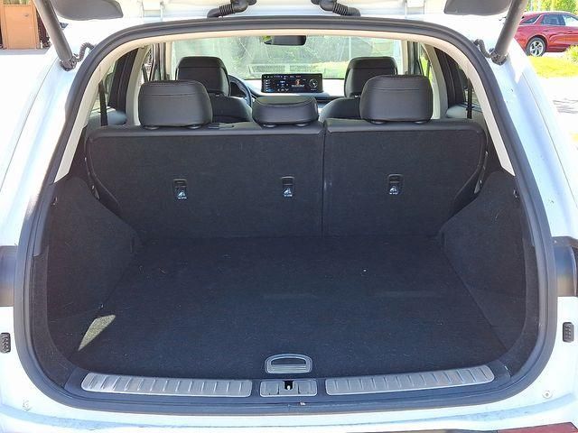 2022 Genesis GV70 2.5T Advanced photo 25