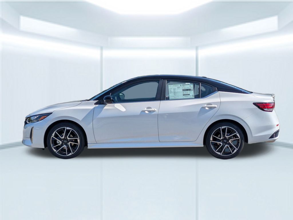 2025 Nissan Sentra SR photo 2