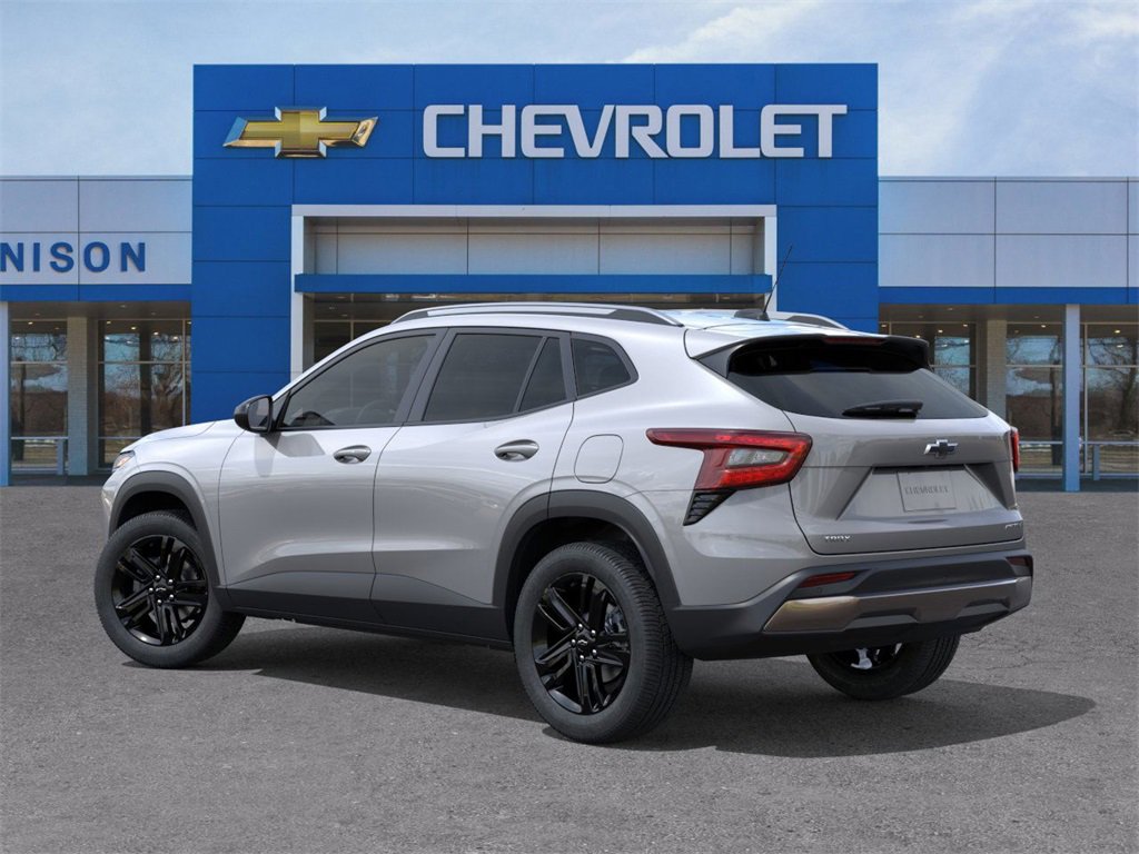 2026 Chevrolet Trax ACTIV photo 2