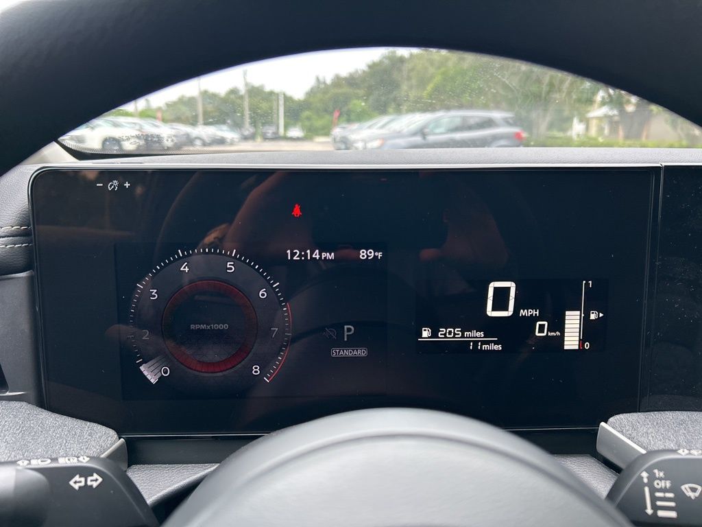 2025 Nissan Kicks SV photo 15