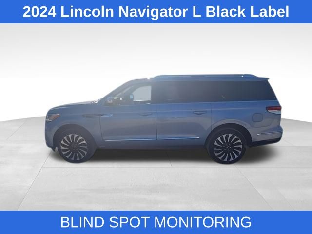 2024 Lincoln Navigator Black Label photo 5