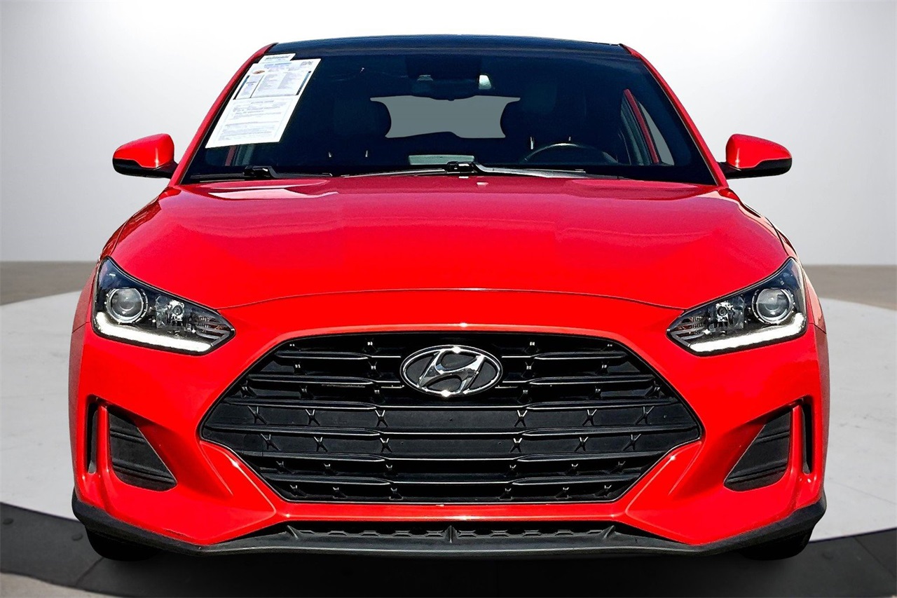 2019 Hyundai Veloster 2.0L Premium photo 3