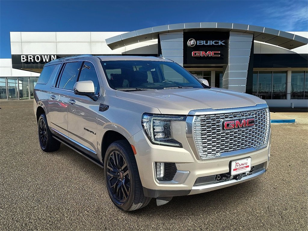 2023 GMC Yukon XL Denali's photo