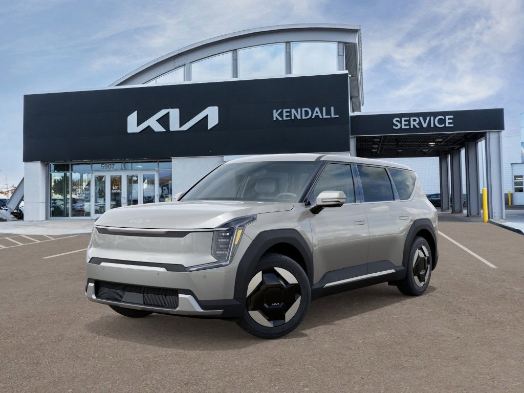 2026 Kia EV9 Light's photo