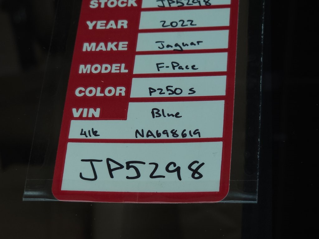 2022 JAGUAR F-PACE - Image 34