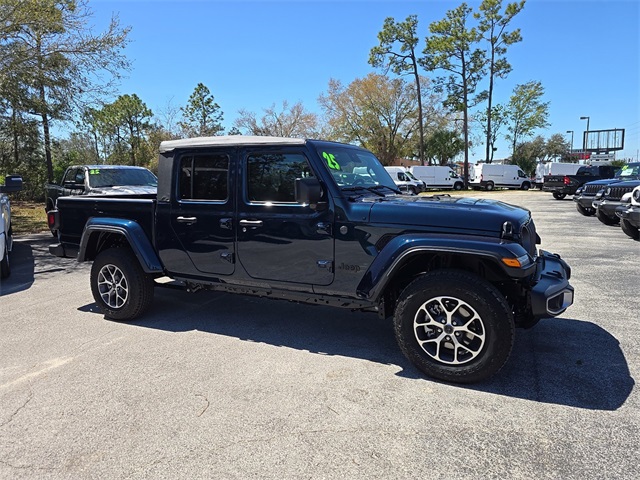 2025 Jeep Gladiator Sport photo 2
