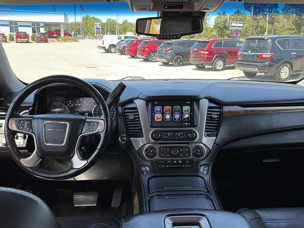 2017 Gmc Yukon Denali photo 4