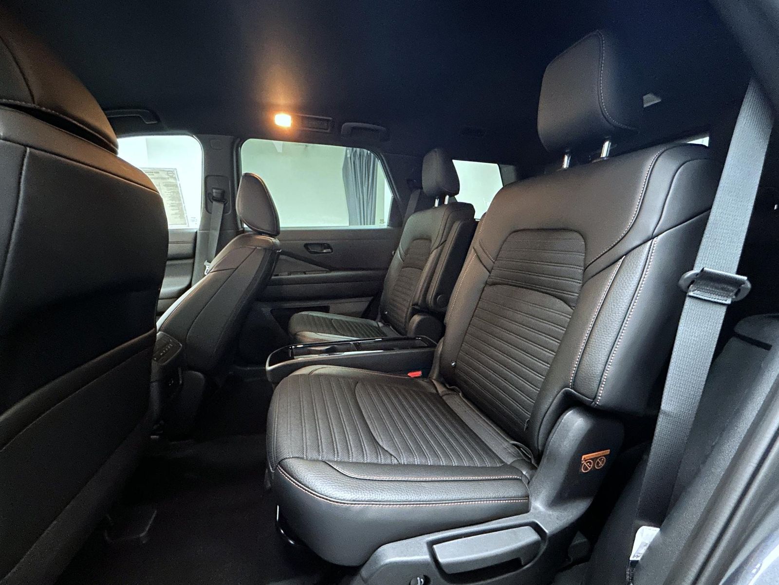 2025 Nissan Pathfinder Rock Creek photo 10