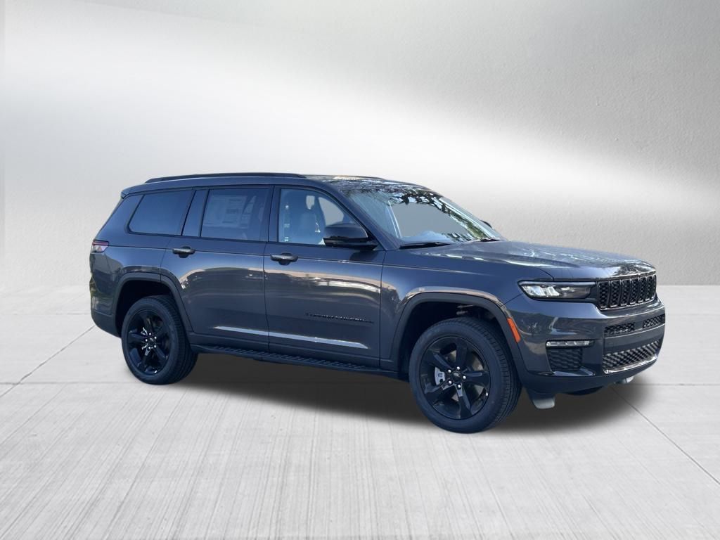 2025 Jeep Grand Cherokee Limited photo 2