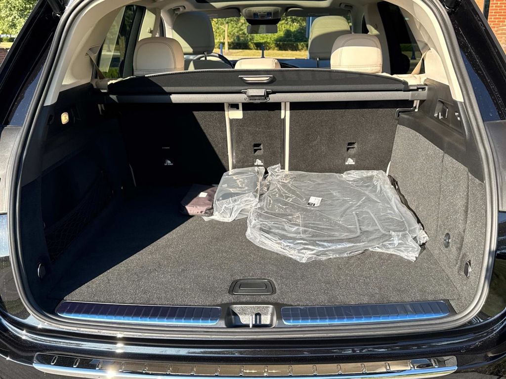 2026 Mercedes Benz GLE 450 4MATIC photo 5
