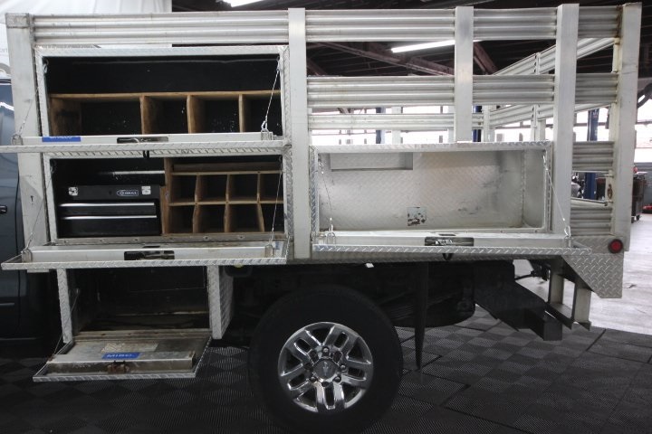 2019 Chevrolet Silverado 3500HD LT photo 3