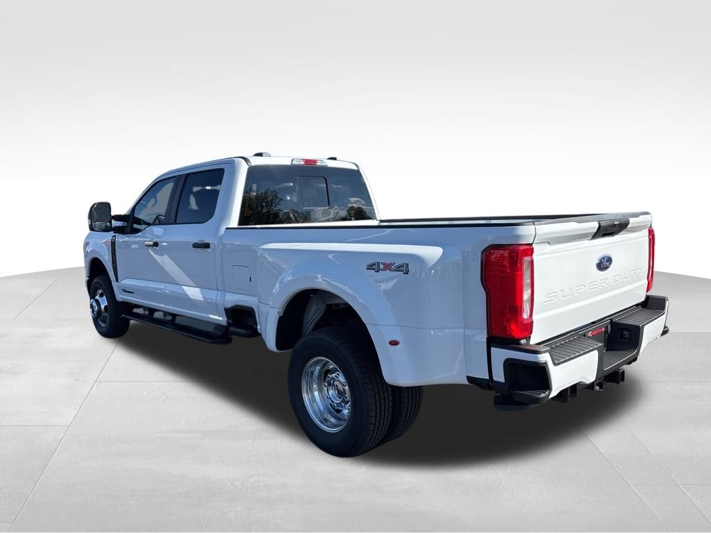 2026 Ford F-350 XL photo 3