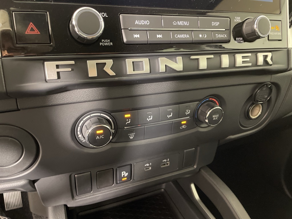 2025 Nissan Frontier Crew Cab SV photo 29