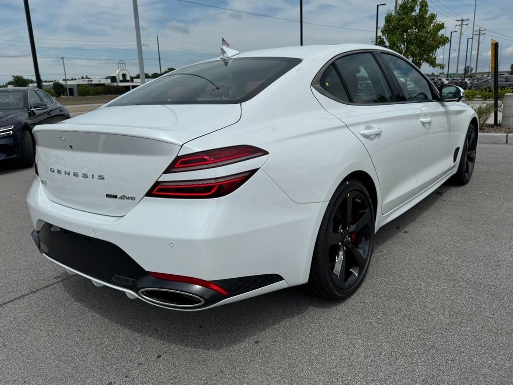 2026 Genesis G70 3.3T Sport Prestige photo 3