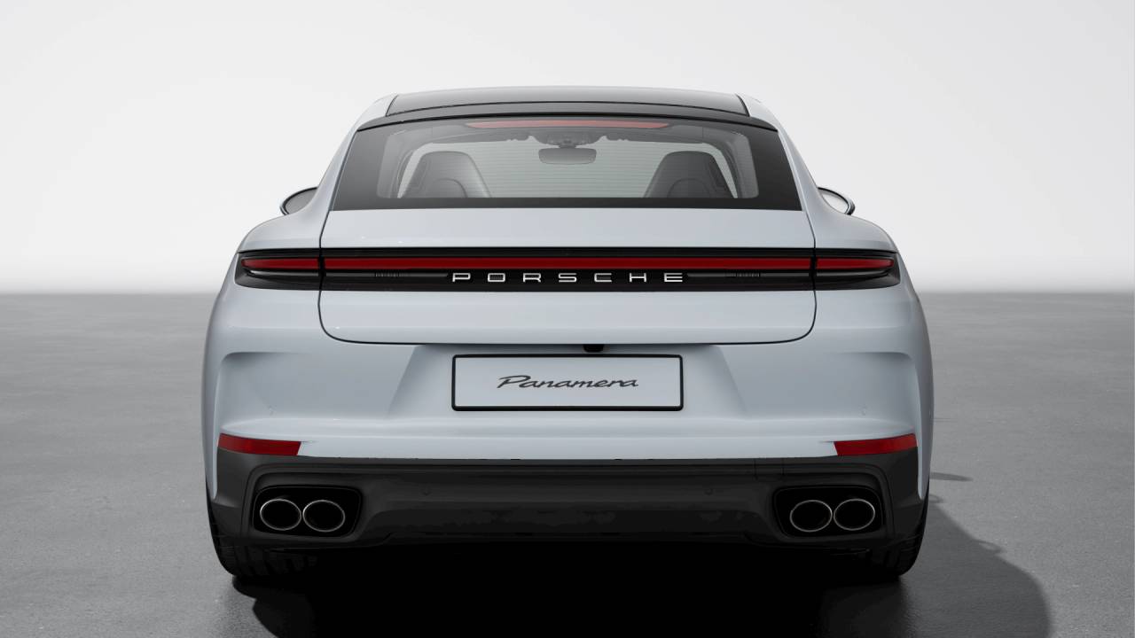 2026 Porsche Panamera 4 photo 4