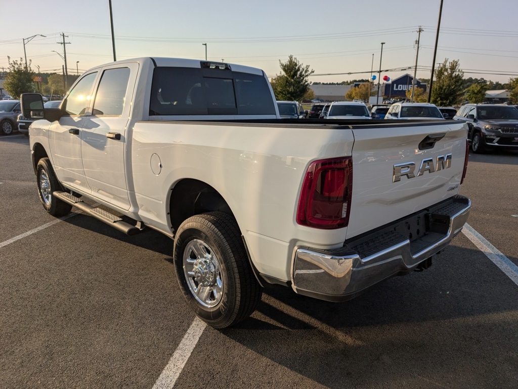 2025 Ram 2500 Tradesman photo 9
