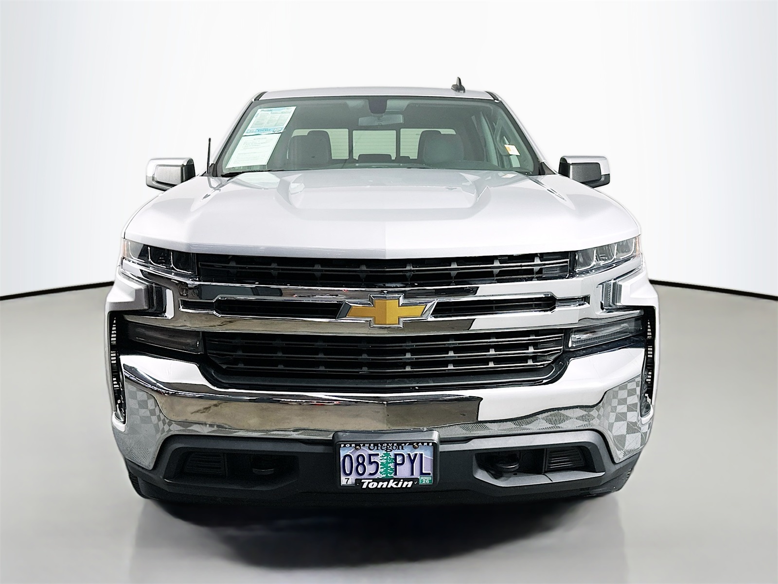 2019 Chevrolet Silverado 1500 LT photo 2