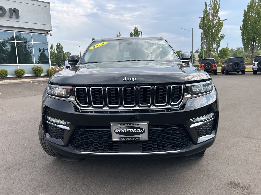 2023 Jeep Cherokee Base photo 10