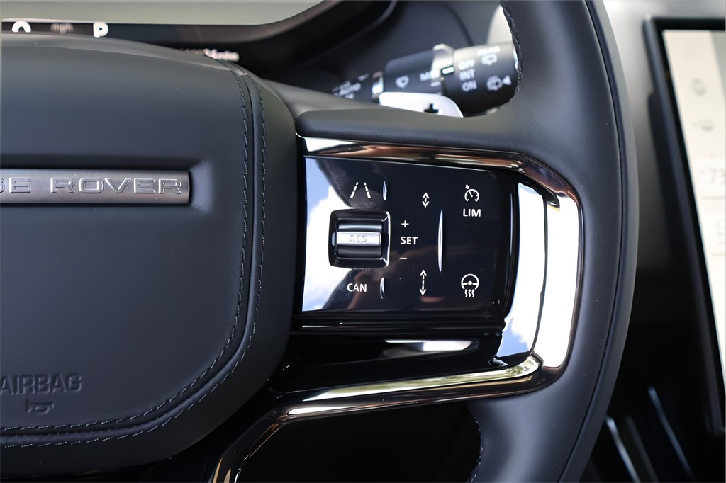 2025 Land Rover Range Rover Sport SE photo 21