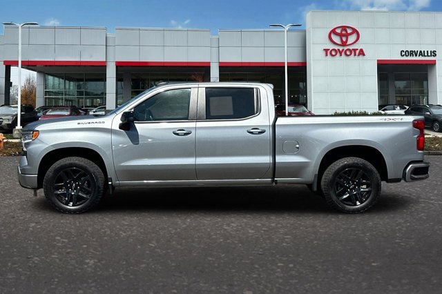 2024 Chevrolet Silverado 1500 RST photo 7
