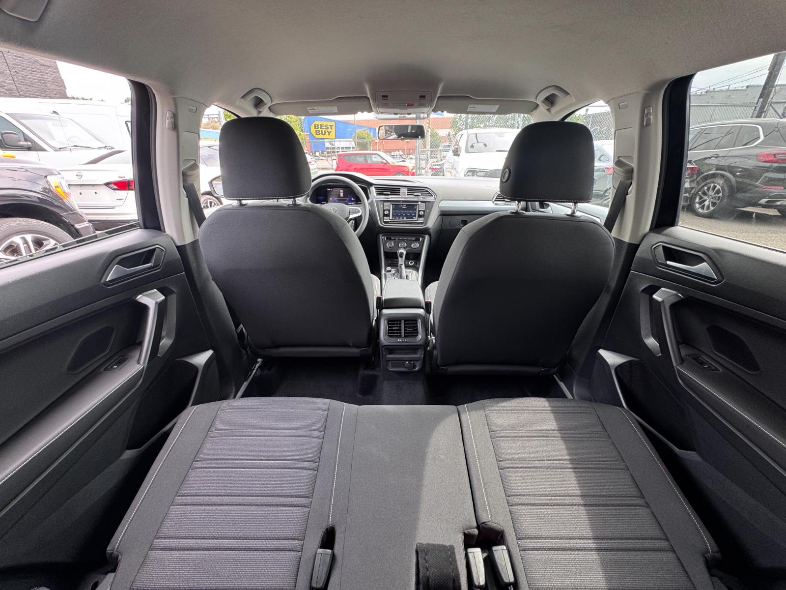 2022 Volkswagen Tiguan S photo 8