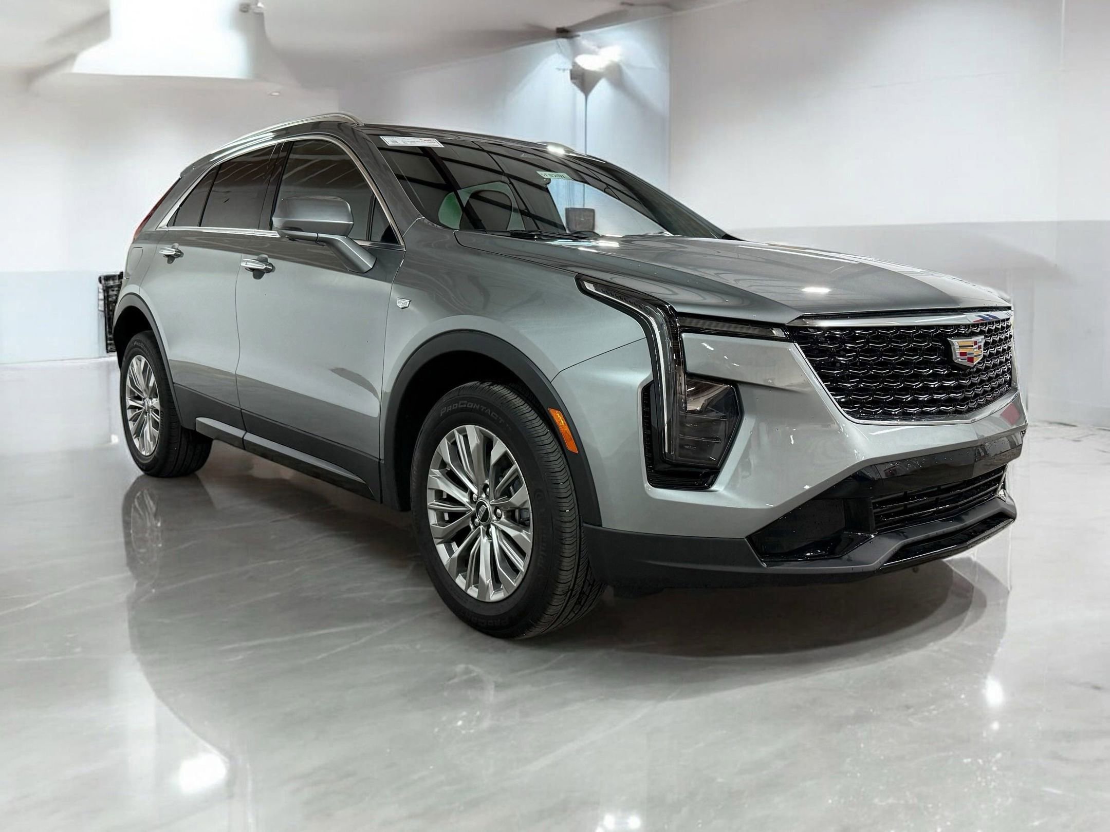 2025 Cadillac XT4 Premium Luxury photo 18