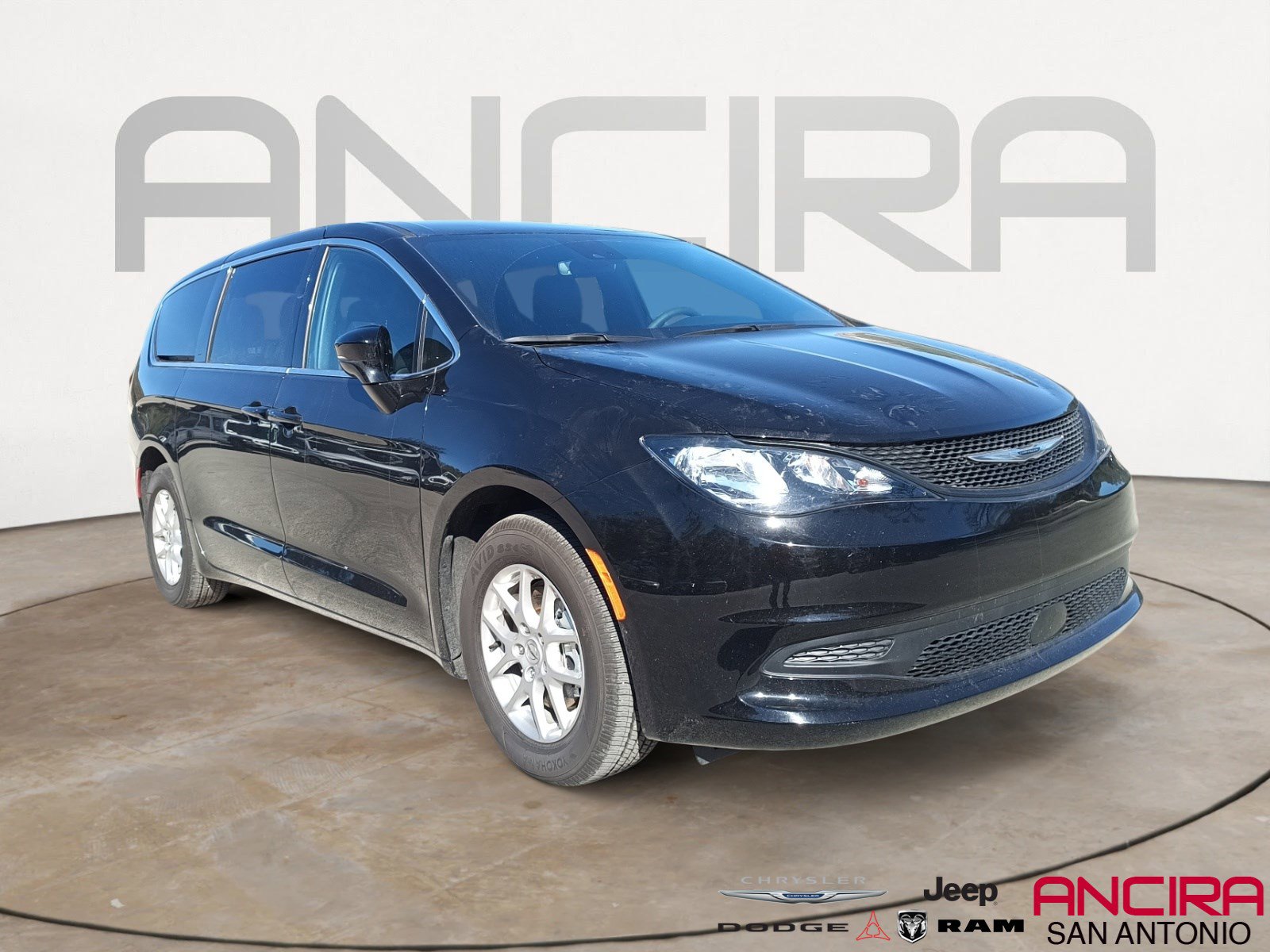 2025 Chrysler Voyager LX's photo