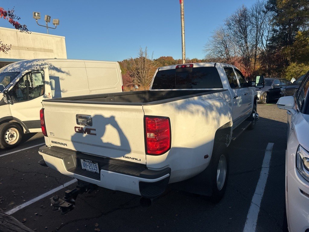 2016 Gmc Sierra 3500 HD Denali photo 4
