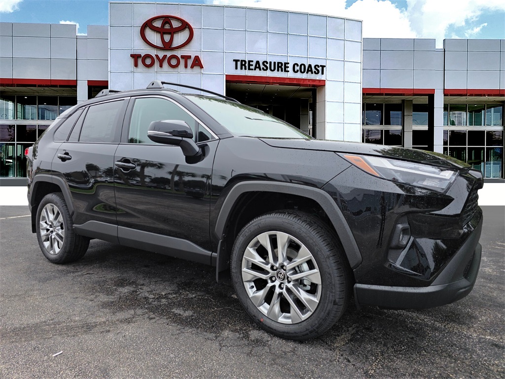 2025 Toyota RAV4 XLE Premium's photo