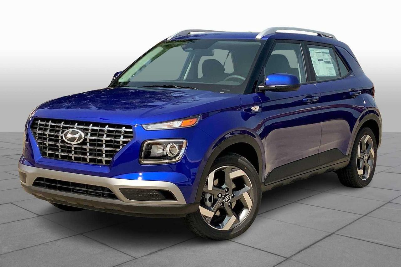 2025 Hyundai Venue SEL's photo