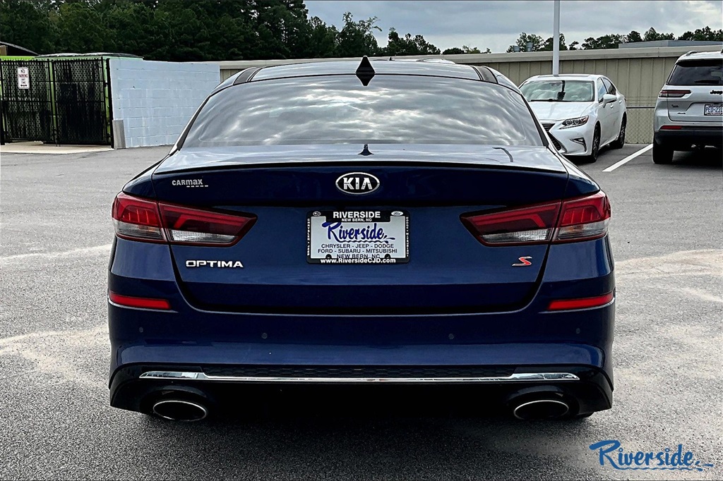 2019 Kia Optima S photo 4