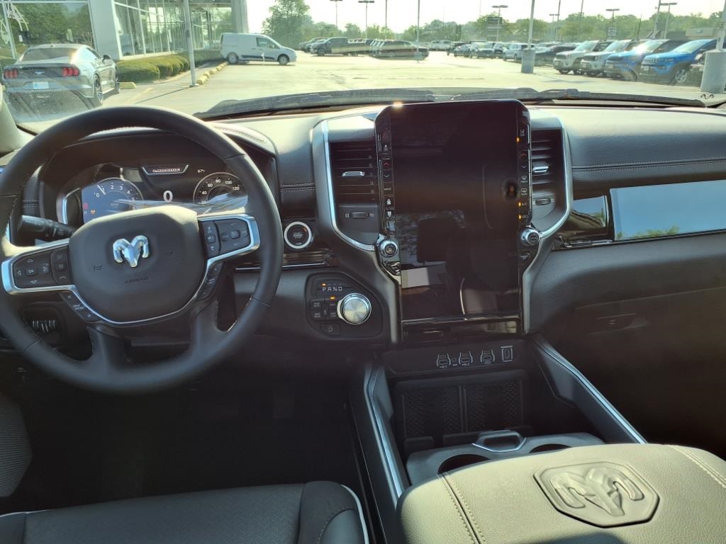 2026 Ram 1500 Laramie photo 16