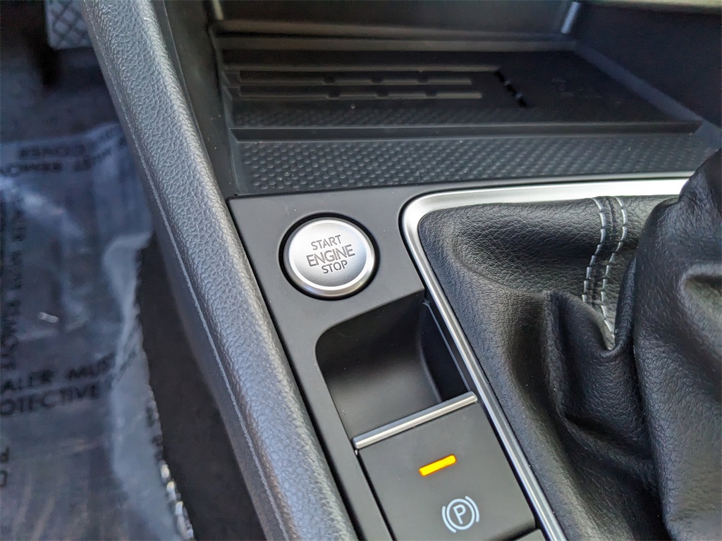 2025 Volkswagen Jetta 1.5T SE photo 23