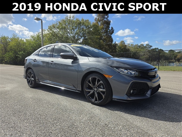 2019 Honda Civic Hatchback Sport's photo