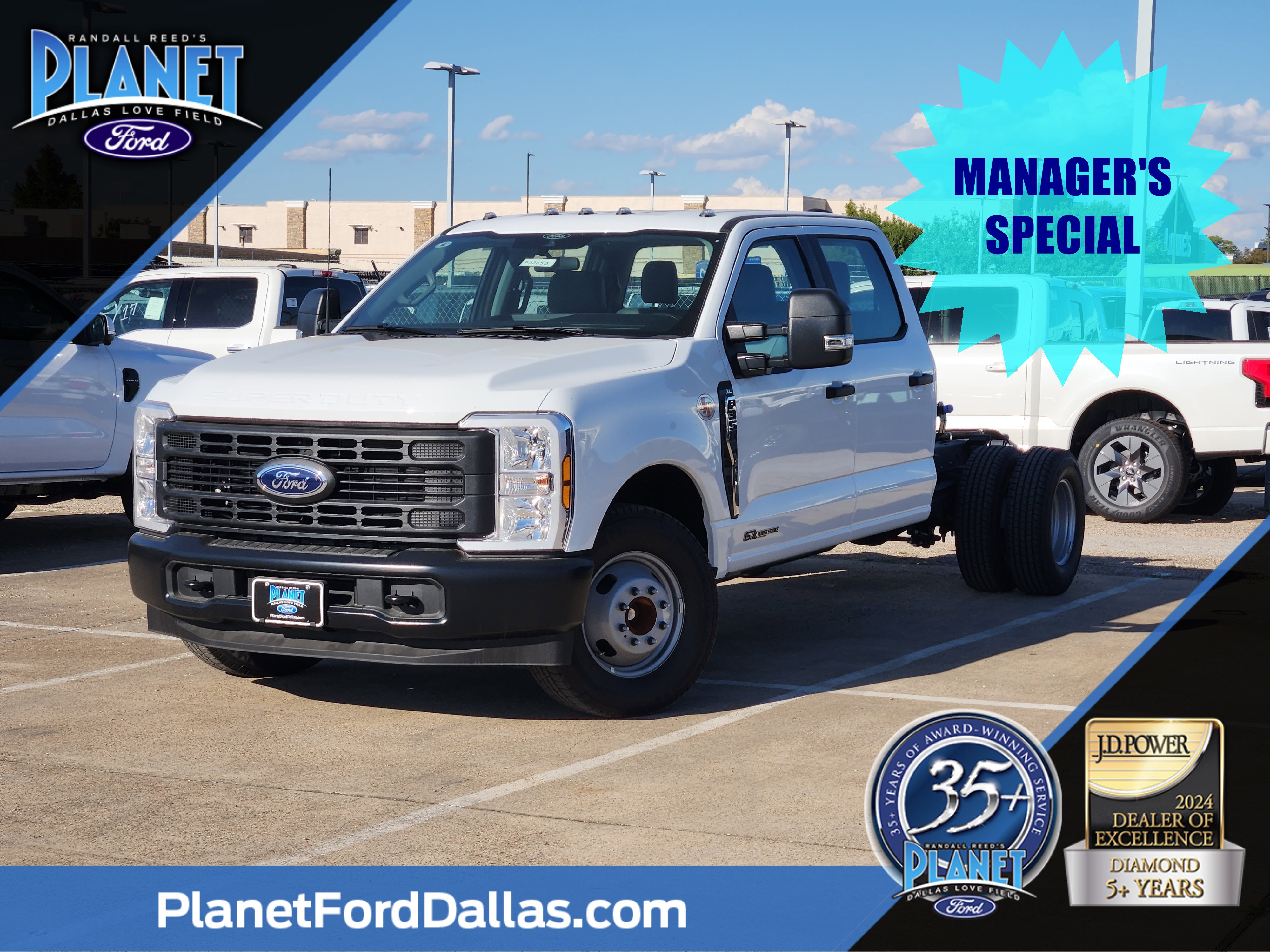 2025 Ford F-350 Super Duty Chassis Cab XL's photo