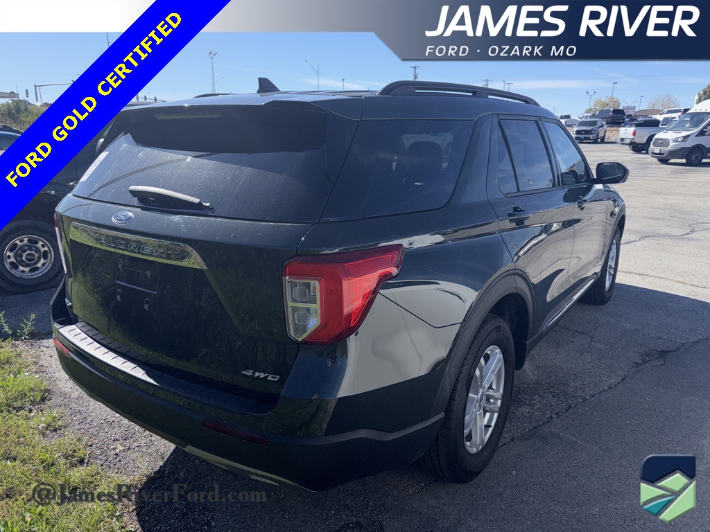 2023 Ford Explorer XLT photo 2