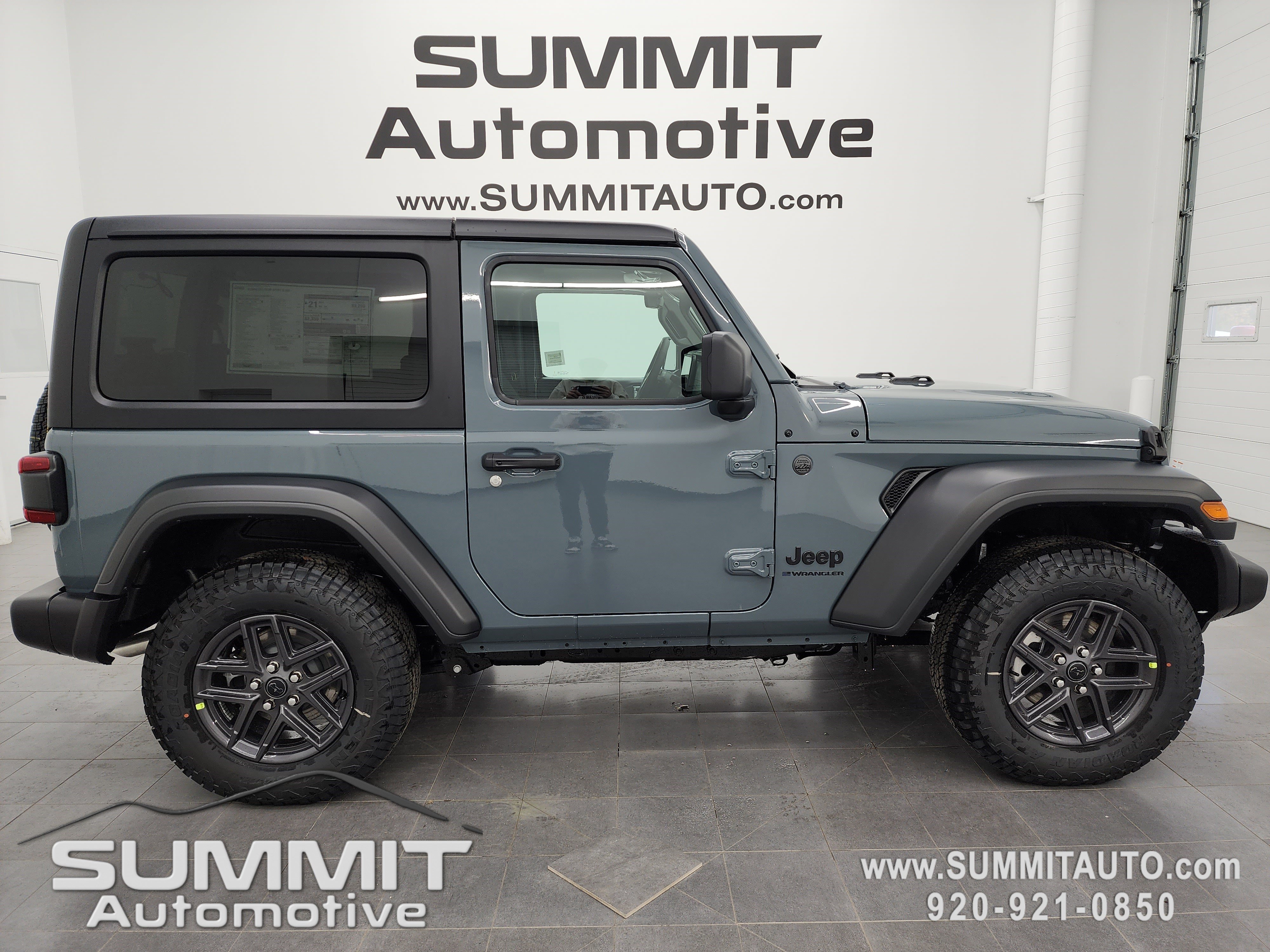 2026 Jeep Wrangler 2-Door Sport S's photo