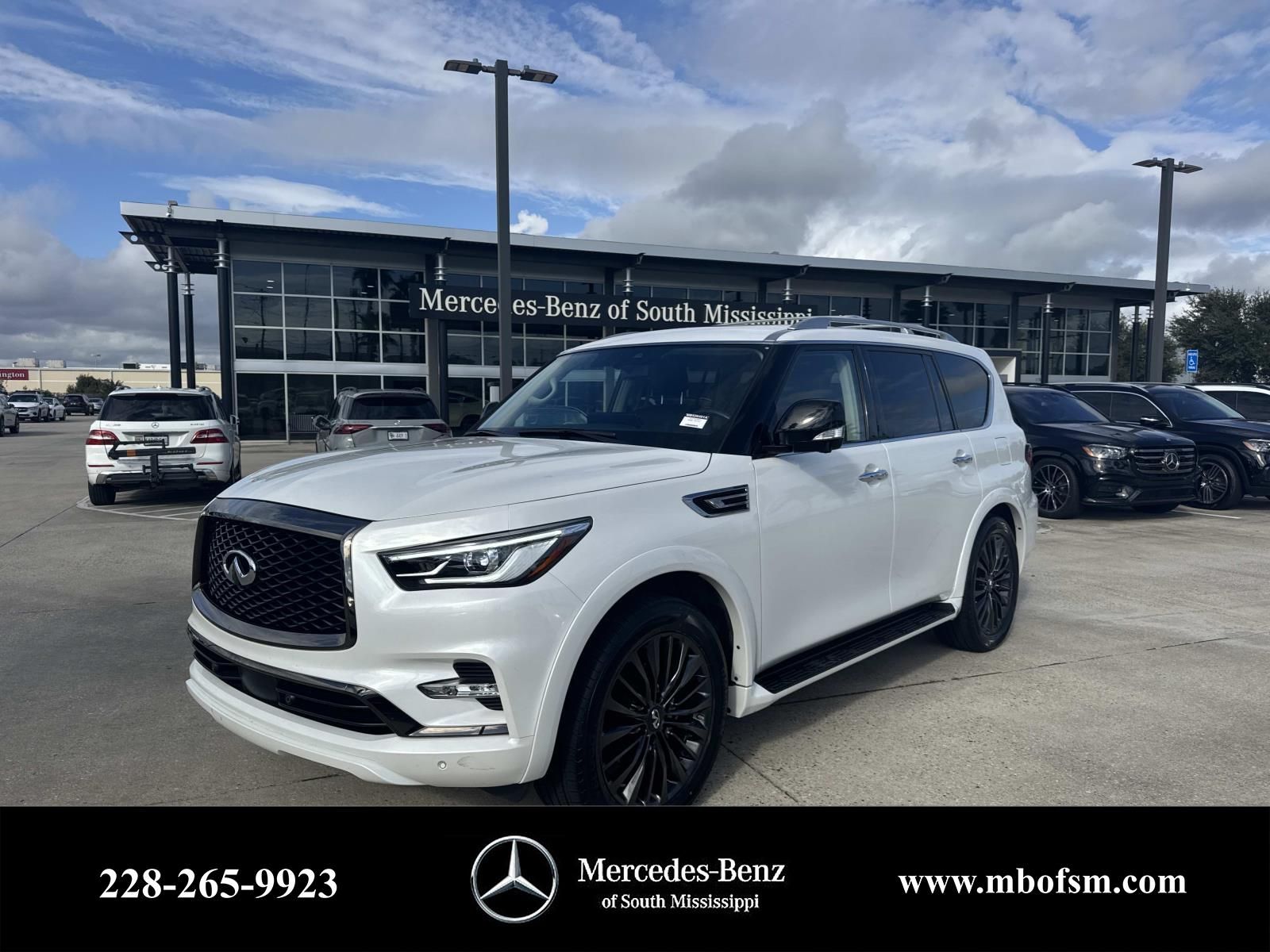 2022 INFINITI QX80 PREMIUM SELECT's photo