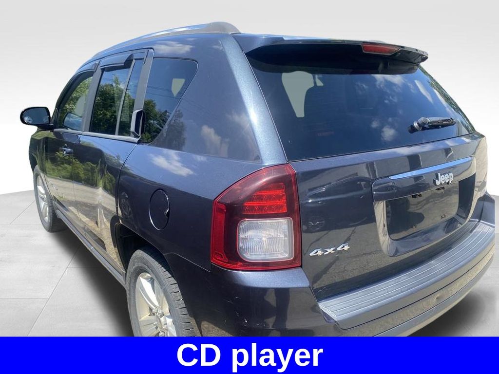 2014 Jeep Compass Latitude photo 5