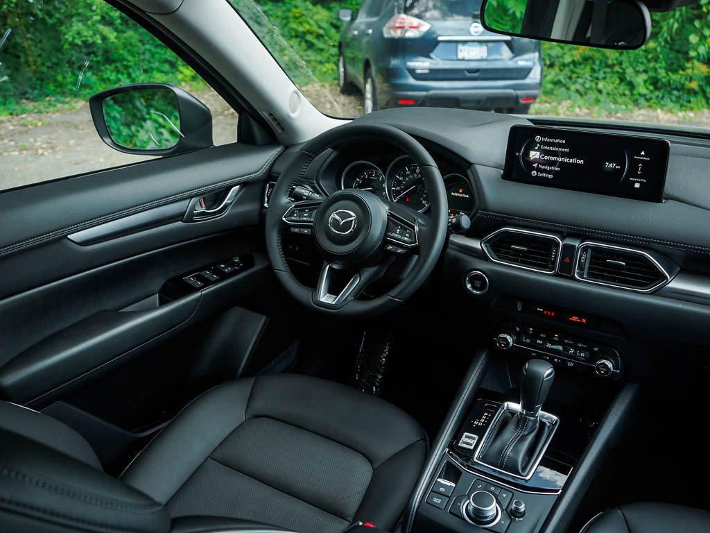 2025 Mazda CX-50 2.5 Select photo 13