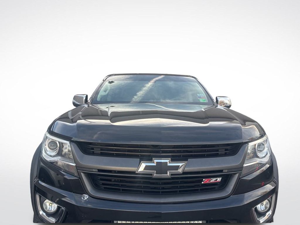 2016 Chevrolet Colorado Z71 photo 3