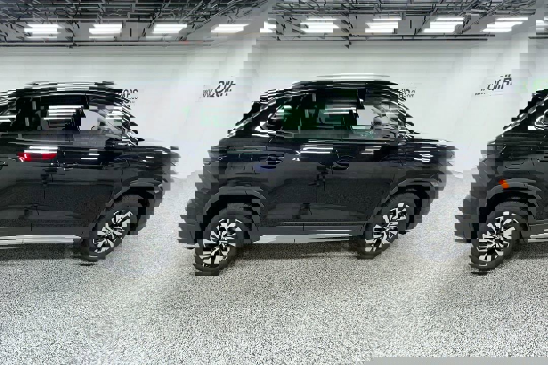 2025 Volkswagen Tiguan S photo 4